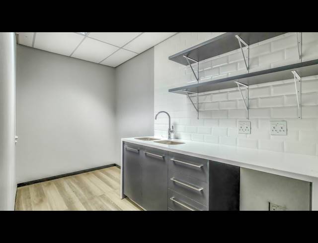 200M² BUSINESS CENTRE TO LET IN SANDTON CENTRAL